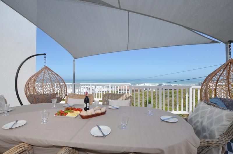 4 Bedroom Property for Sale in Pearl Bay Western Cape